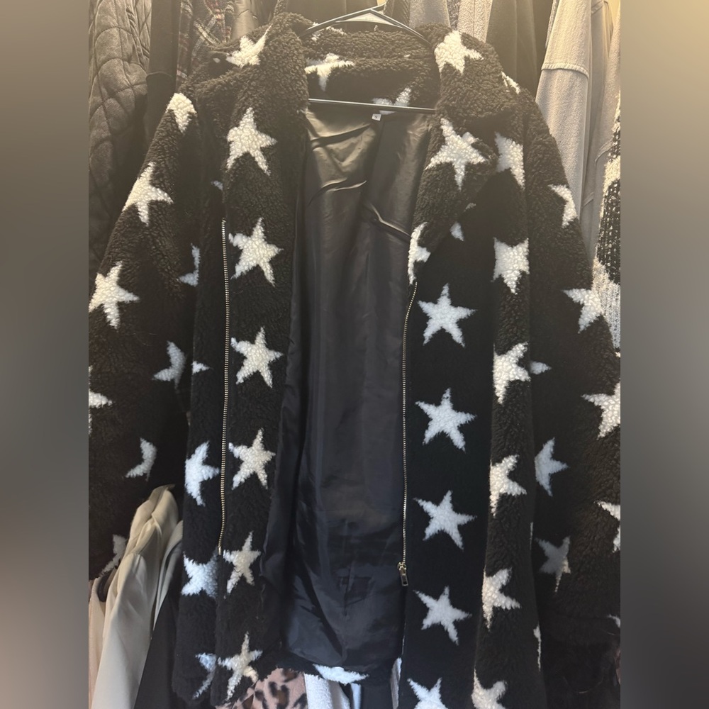 Star puffer jacket
